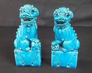 Lot # : 743 - Vintage Chinese porcelain glazed foo dogs
