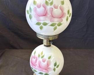 Lot # : 363z - Vintage "Gone With The Wind"-style glass & brass
