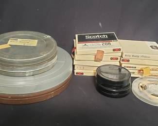 Lot # : 618 - Group of vintage film reels and media
