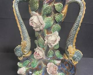 Lot # : 115 - French barbotine majolica vase

