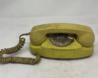 Lot # : 445 - Vintage electronic princess rotary dial phone
