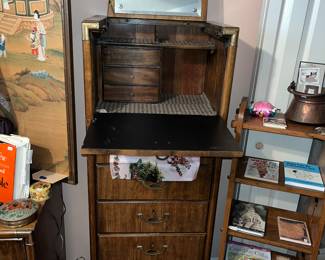 HAS LIFT-TOP MIRROR AND DROP FRONT!