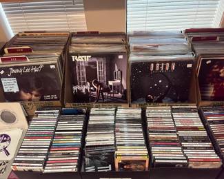 LARGE CD COLLECTION AND NUNDREDS OF LP's!