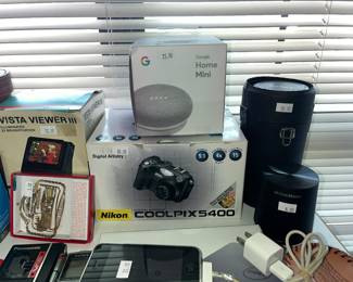 NIKON COOLPIX 5400 IN BOX, GOOGLE HOME MINI