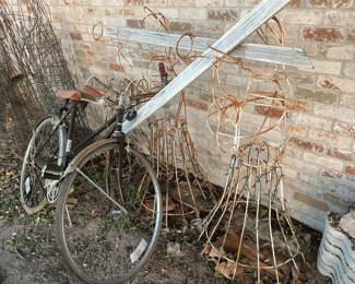 WIRE CHRISTMAS FIGURES