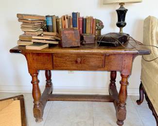 Louis XIII Bureau Plat