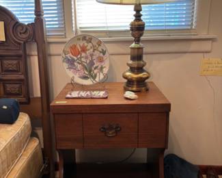 Mid Century night stand, vintage brass lamp