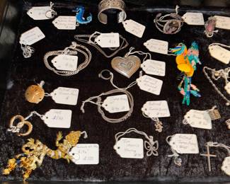 Heavy 950 Jeep Collins, retired James Avery, vintage collectible etc.