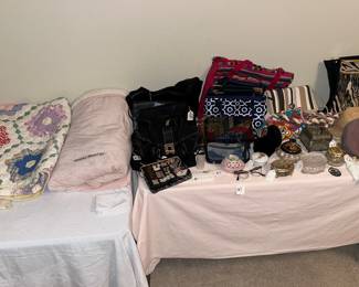 Vintage quilt, nice purses, and odd pieces