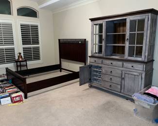 Nice queen, headboard and frame. Wine hutch mentioned in separate picture.