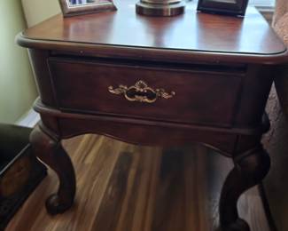 The end tables measure 25 in tall and 27 in deep