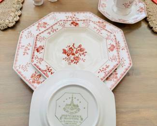 Independence Ironstone, 67 Pieces