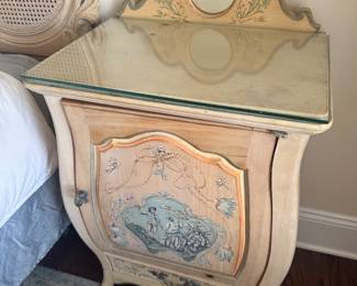 Blonde, Hand Painted Bedside Chest with Scalloped Detail and Mirror 1 of 2 Matching Set