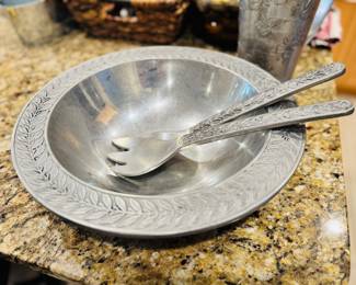 Wilton Metal Serving/Salad Bowl