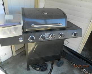 gas grill