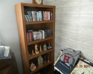 bookshelf