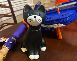 Cat Bank, Nerf Gun