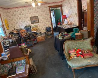 Sale Picture