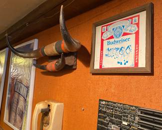 Budweiser sign + Horns