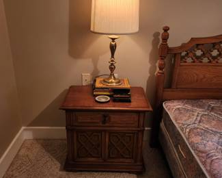 Thomasville nightstand 