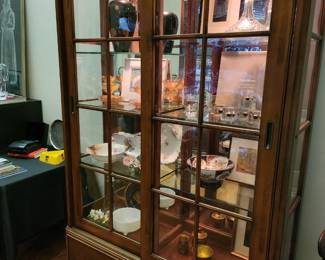 Thomasville Lighted Cabinet 