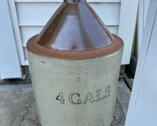 A simply super Antique 4 Gallon Stoneware Jug!