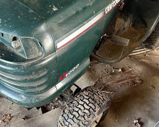 Great Craftsman LT 1000 Garden Tractor WITH attachments! Kohler Engine!