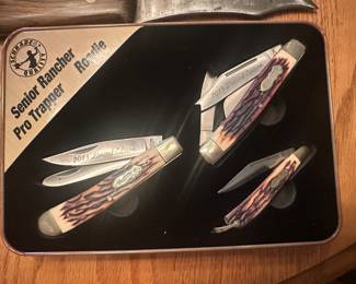 Another set of nice nice pocket knives in their original tin by a company called uncle Henry
