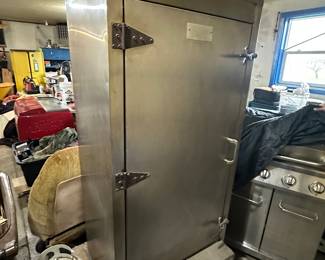 This is a MASSIVE SMOKER! This thing is bigger that an upright freezer! (We have another one too, smaller!)