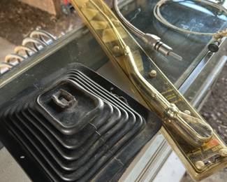 Here’s some more great. I believe Ford truck accessories.