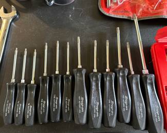 Here we had a set of Snap-On torque screwdrivers. These are used for screws with star shaped recess commonly found an automotive and electronic application applications.