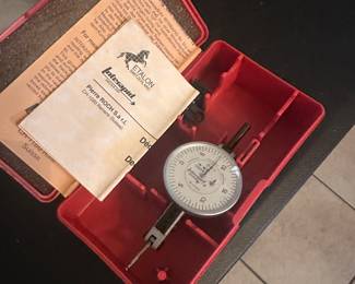 Here’s a very nice vintage interrapid indicator in its original box
