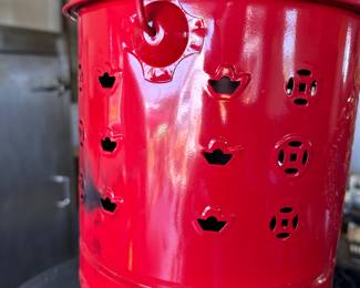 This is a MINT PERFECT Operitacx tabletop fireplace metal burn barrel!