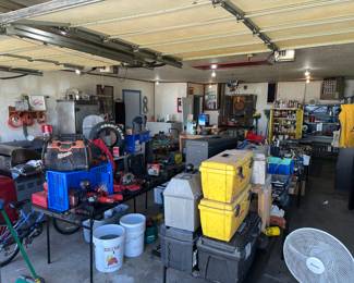 The 2 1/2 car garage with workshop has now been completely displayed! Every box and tote we opened, was filled with great treasures! Lots of hot rod parts, Harley Davidson, parts and accessories and high-end tools!
