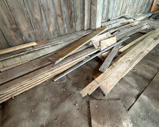 There is lots of lumber ~ many sizes and lengths! Most still have the UPC code on the end!