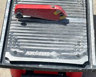 Husky THD750L Tile/Stone Wet Laser Saw!