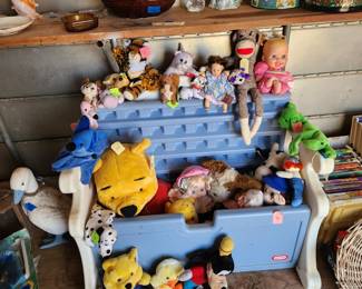 Vintage stuffed animals and dolls