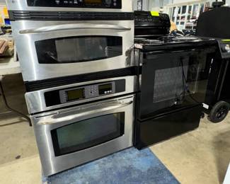 Wall Ovens and Stoves Orlando Estate Auction