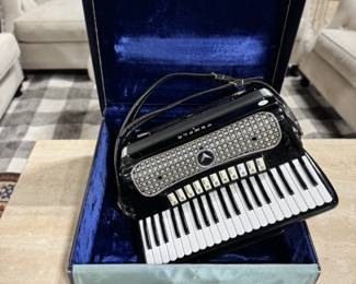 Temple Accordion Orlando Estate Auction