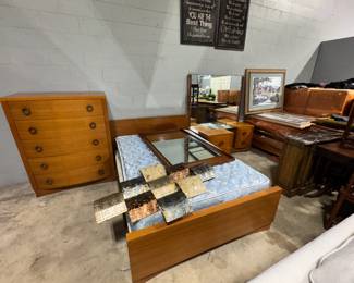 Mid Century Bedroom Set Orlando Estate Auction