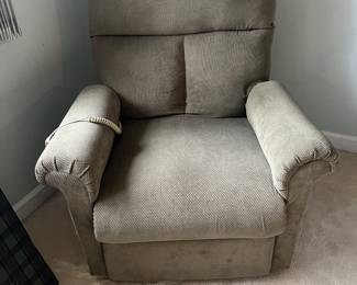 Power chair$100