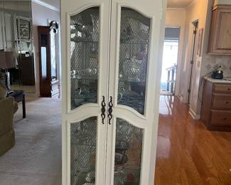 Please bring your help to remove large items