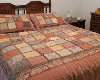 Queen vintage bed set