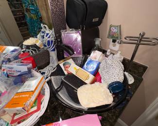 Bathroom Stuff, Vanity and Hair Items