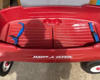 Radio flyer wagon
