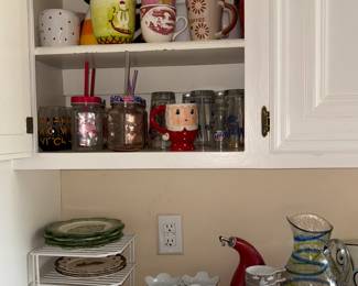 Cute Kitchen Dishes and Decor