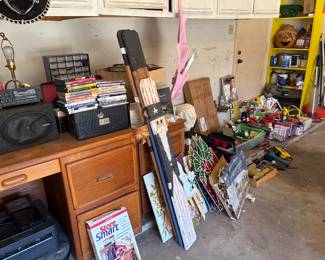 Car speakers , hoilday lights , 8 tracks