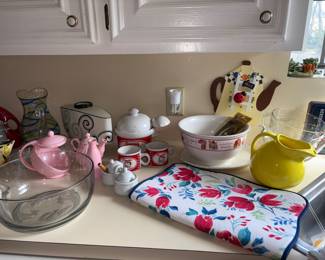 Serving Bowls, Ball pitcher