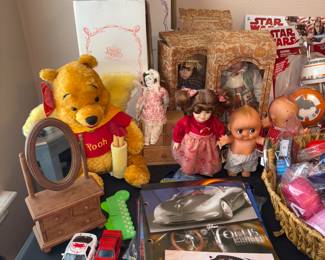 Winnie the pooh, tall Precious Moments Dolls, Vintage Car Folders, Cracker Barrel Dolls, Kewpie Dolls
