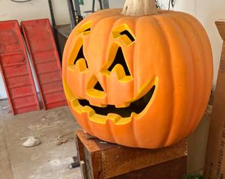 Car jacks holiday pumpkin car ramps